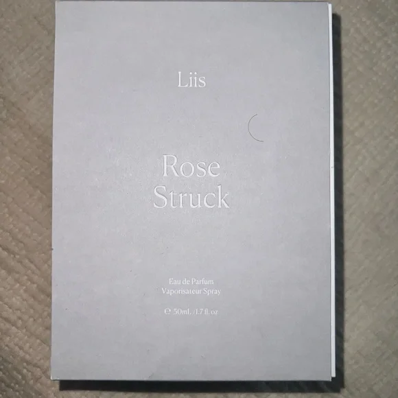 Liis - Picture 3 of 7